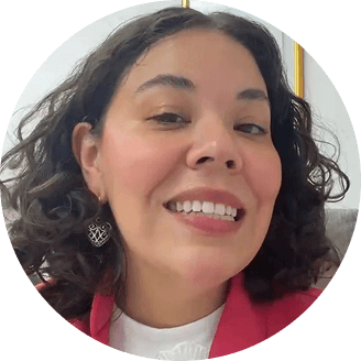 Dra. Rose, founder of Dermolution